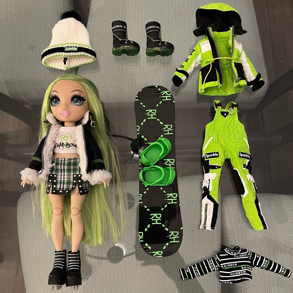 Rainbow High Winter Break Jade Hunter